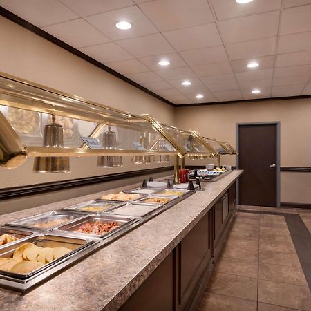 Baymont By Wyndham Culpeper Hotel Restaurant photo